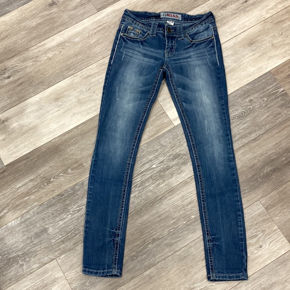 1st Kiss Skinny jeans 1 - Picture 2 of 16